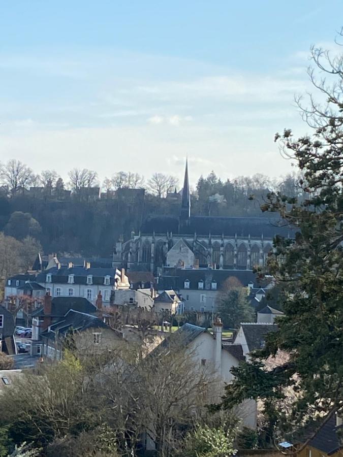 Appartement entier en résidence centre ville Vendôme Esterno foto