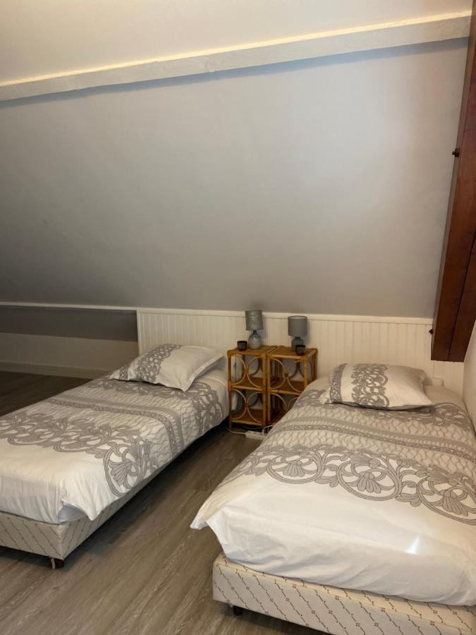 Appartement entier en résidence centre ville Vendôme Esterno foto